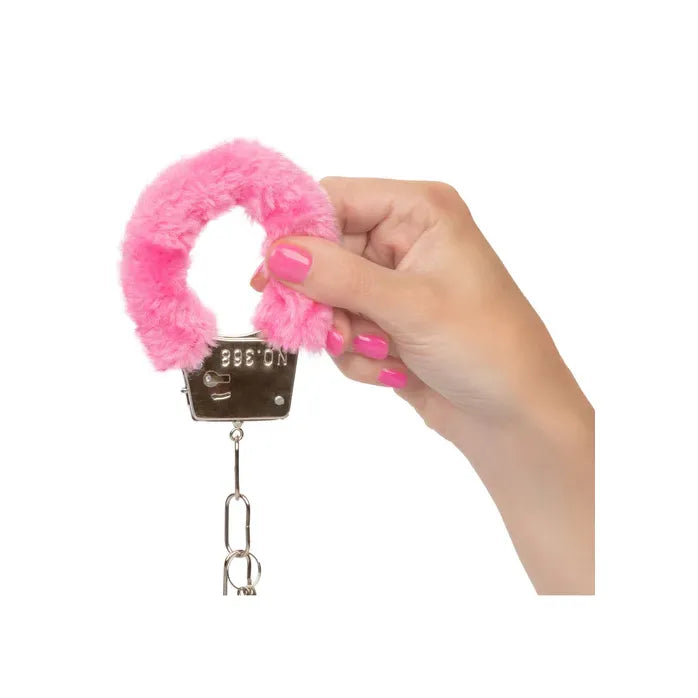 CalExotics - Playful Furry Cuffs – Verstellbare Handschellen mit Fell - Love-Union.de