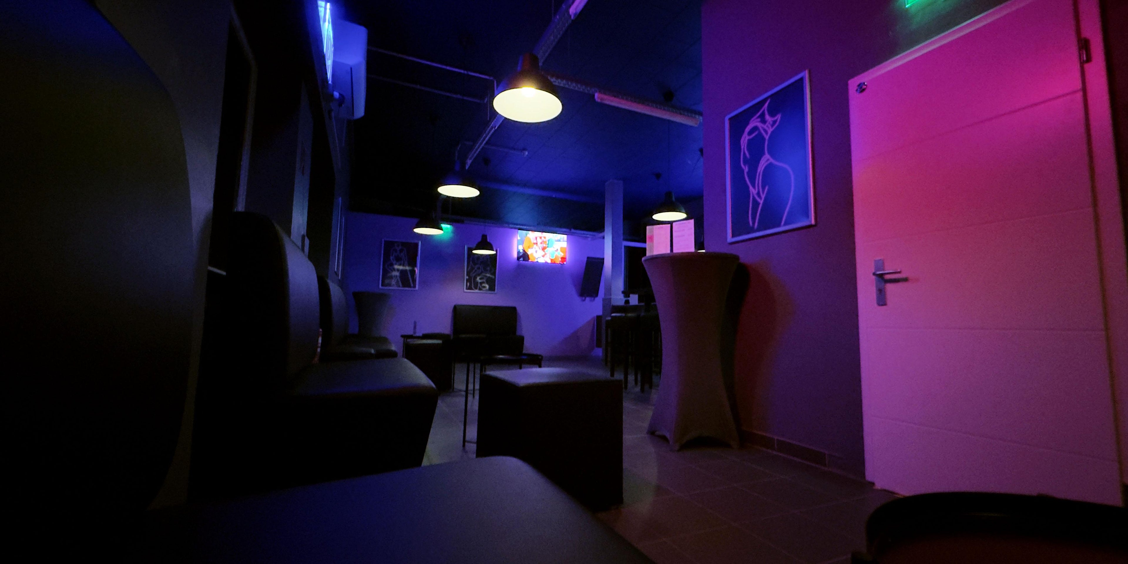 Kino Bar Eingang
