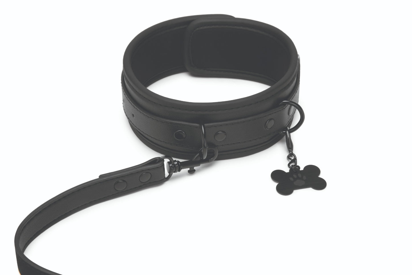PROWLER RED COLLAR AND LEASH
