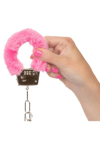CalExotics - Playful Furry Cuffs – Verstellbare Handschellen mit Fell - Love-Union.de