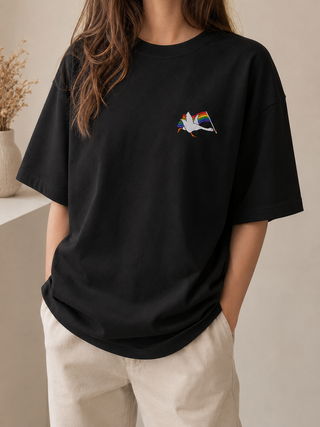 Handmade Shirt | "Silly Goose Pride Flag" Oversize Bio-Baumwoll T-Shirt mit Stickmotiv - love-union.de
