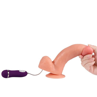 SHEQU - ADAM VIBRATORDILDO MIT FERNBEDIENUNG 21 CM by Dreamlove SL