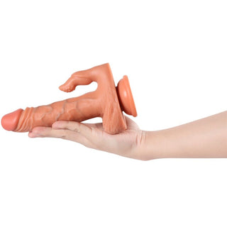 SHEQU - JULIAN DILDO UND KLITORISSTIMULATOR MIT VIBRATION UND FERNBEDIENUNG 16 CM by Dreamlove SL